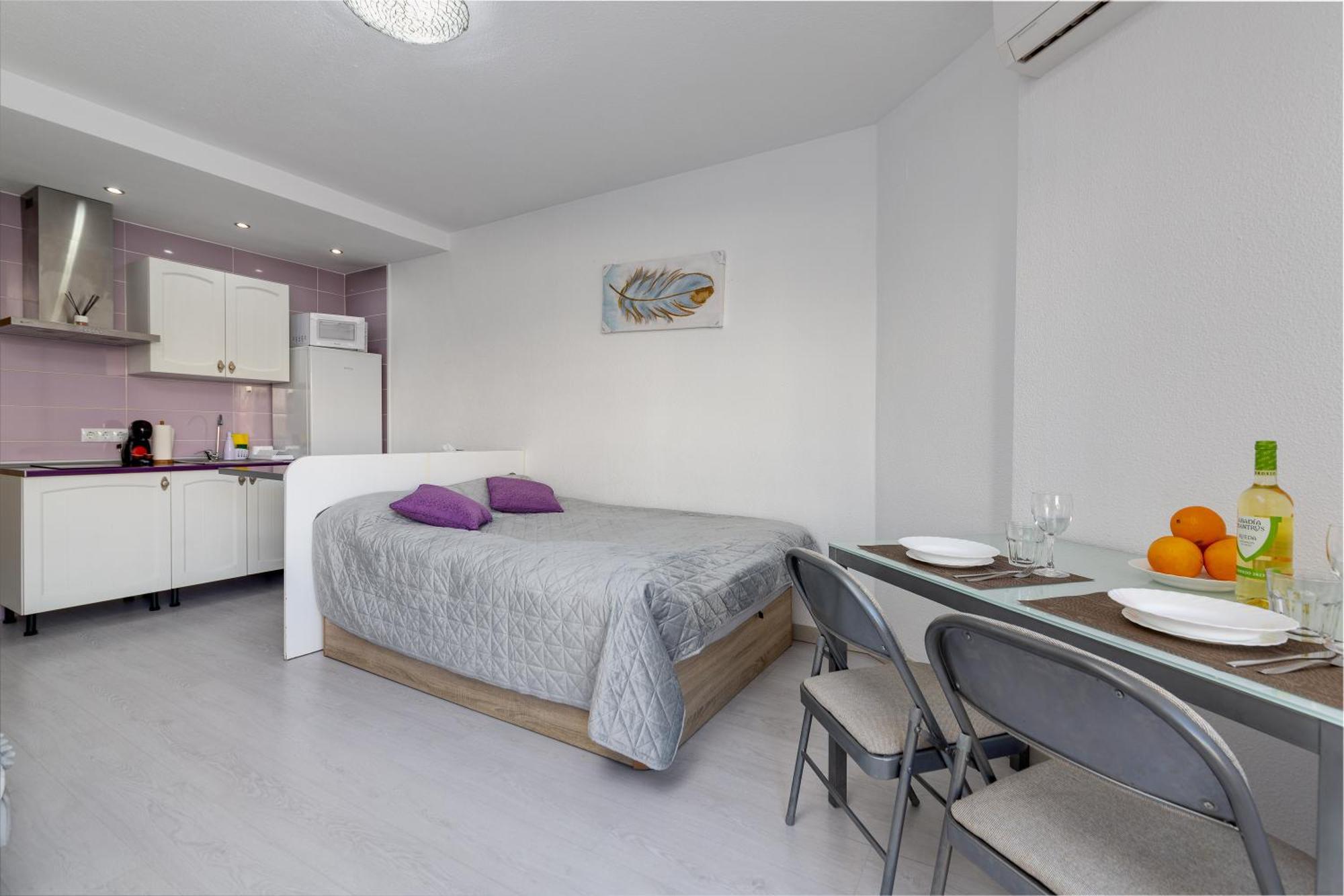 Apartment Near Beach, Playa Del Cura Торевьиа Экстерьер фото
