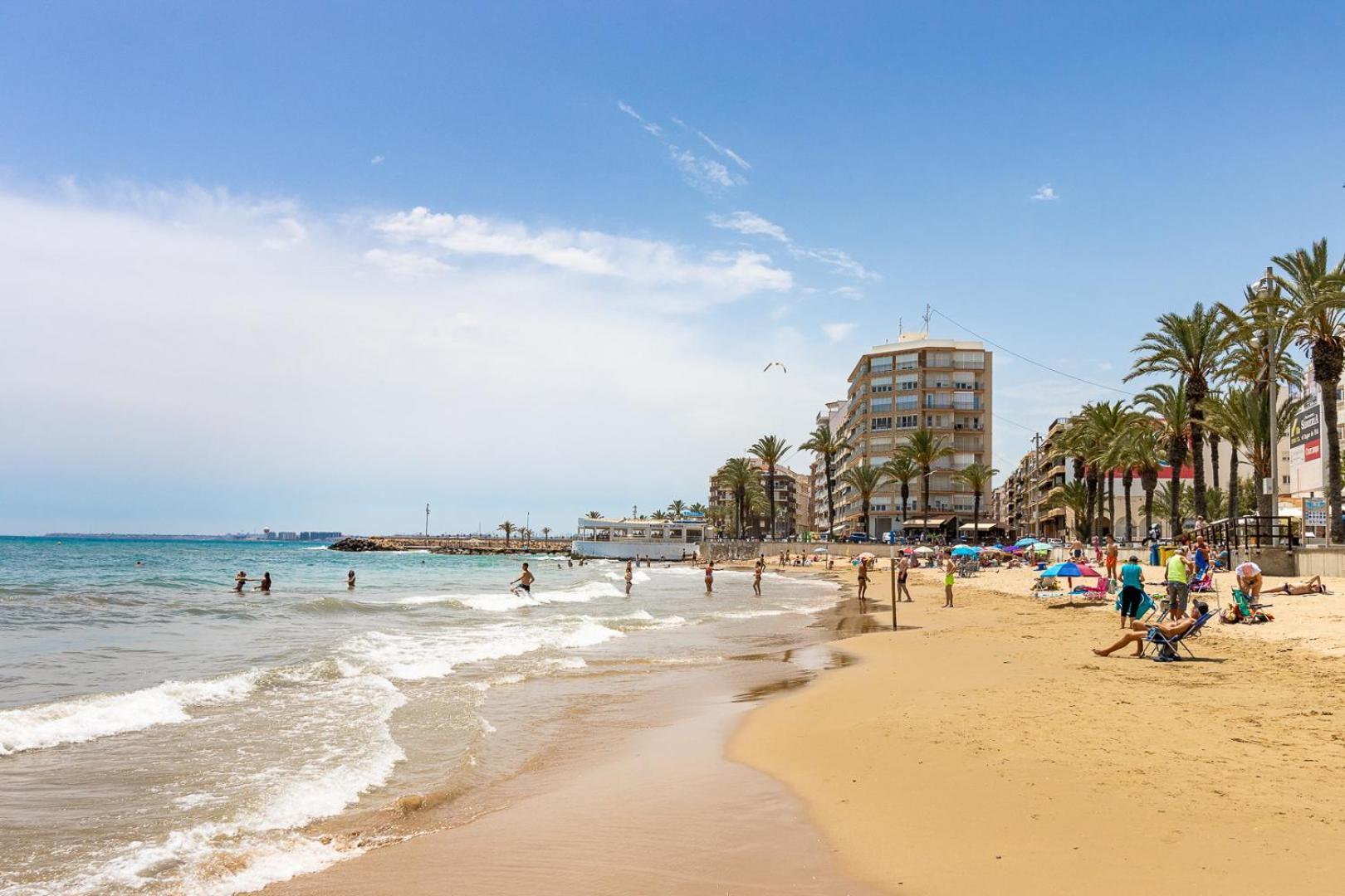 Apartment Near Beach, Playa Del Cura Торевьиа Экстерьер фото