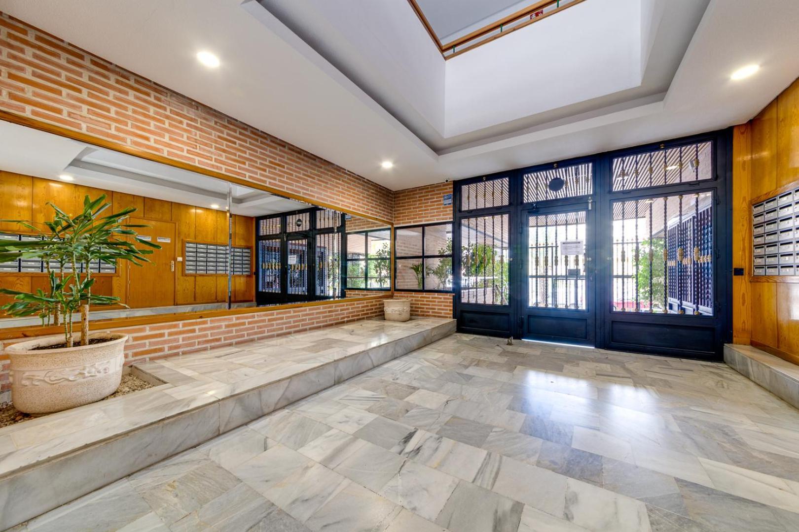 Apartment Near Beach, Playa Del Cura Торевьиа Экстерьер фото