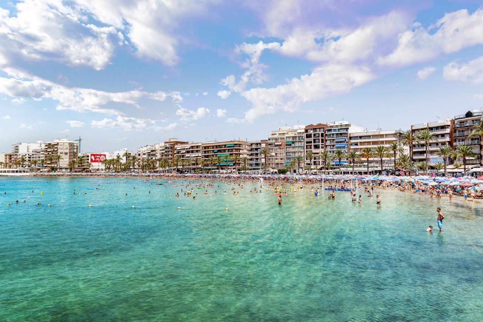 Apartment Near Beach, Playa Del Cura Торевьиа Экстерьер фото