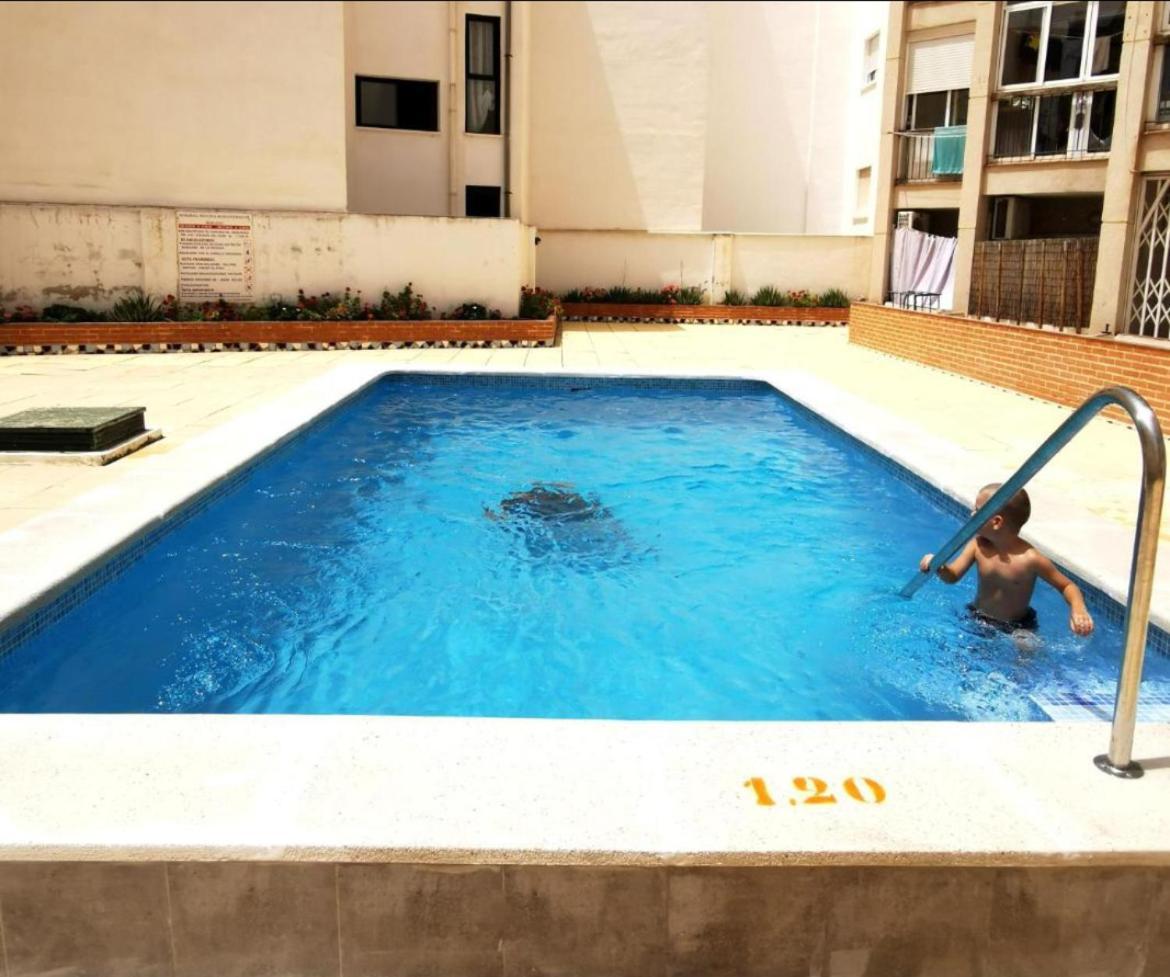Apartment Near Beach, Playa Del Cura Торевьиа Экстерьер фото